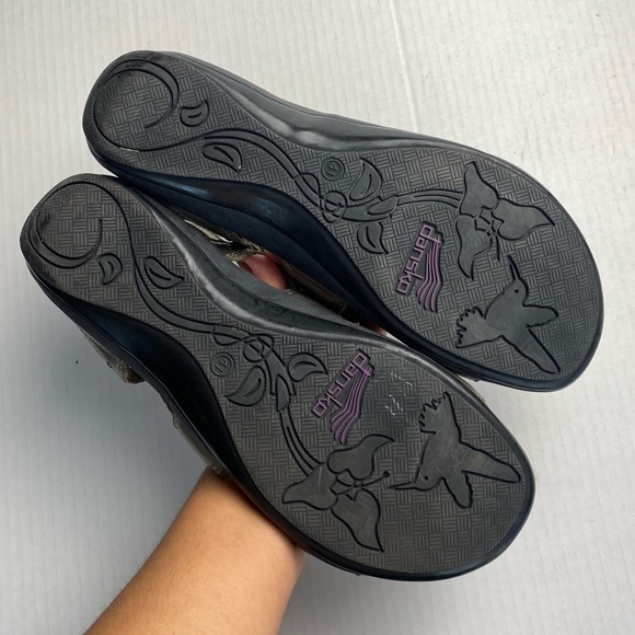 Dansko JOVIE Gold metallic strappy sandals Sz 41 - Picture 2 of 9